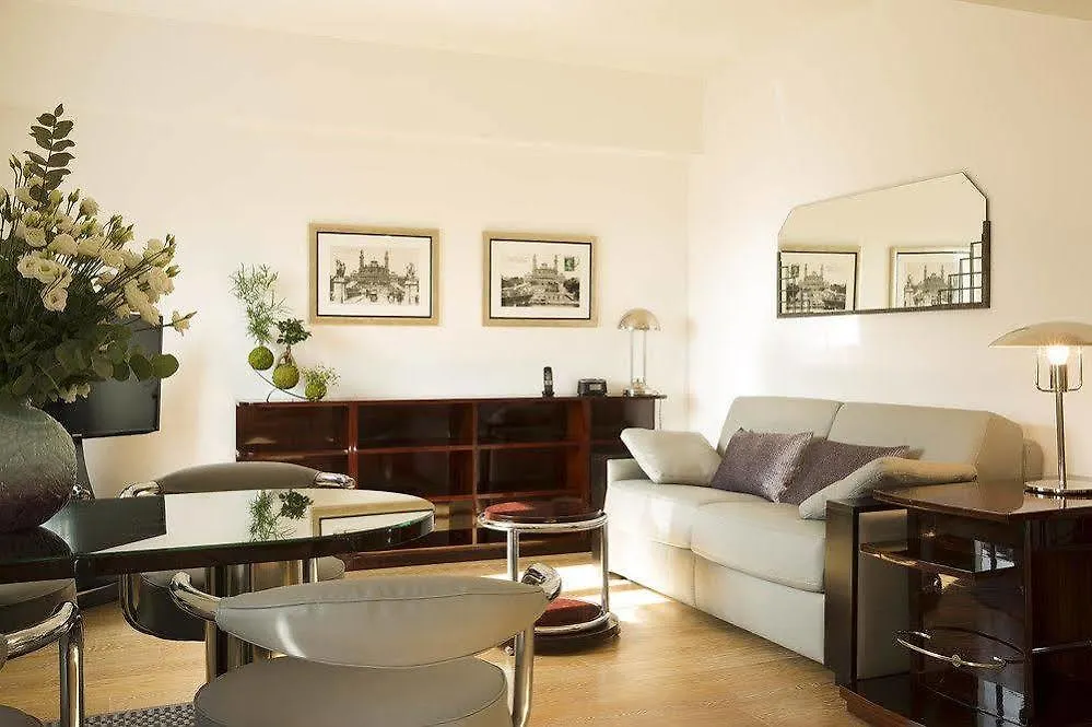 Montmartre Apartmán *