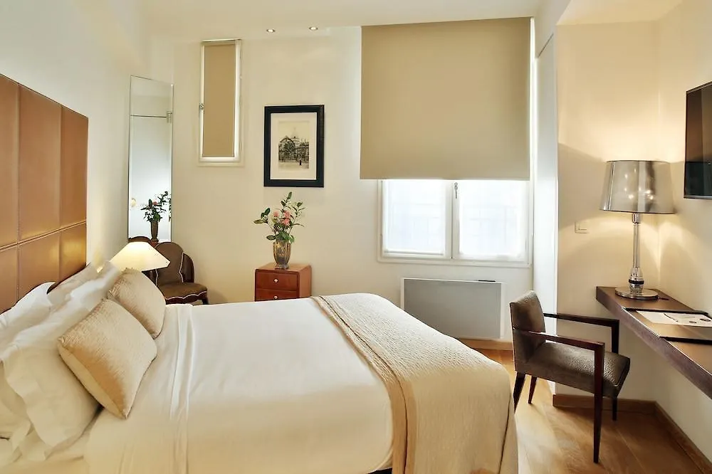 Montmartre Apartmán *